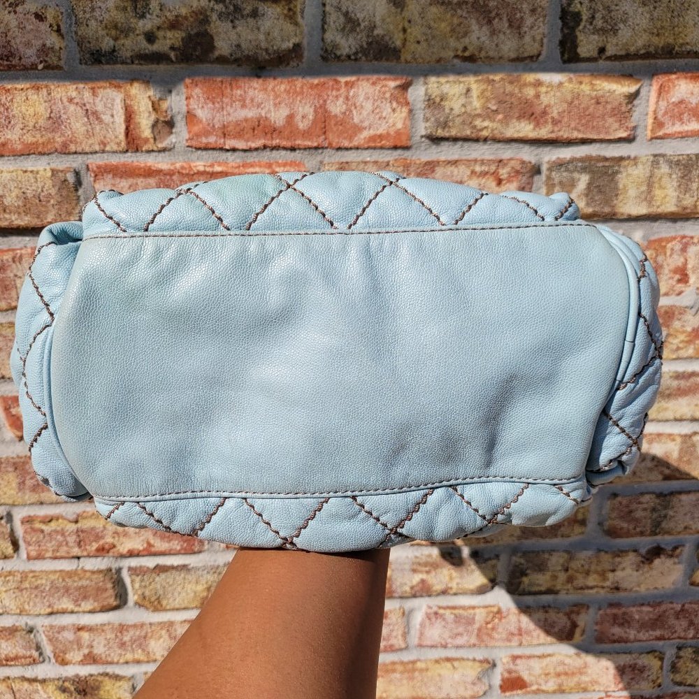 Juicy Couture Blue Quilted Leather Bag - Picture 6 of 15